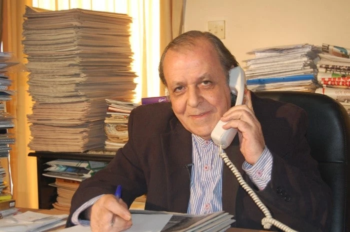 Το κοριτσάκι-κομάντο του Ερντογάν με τη γραφίδα του Τ/Κ Σενέρ Λεβέντ